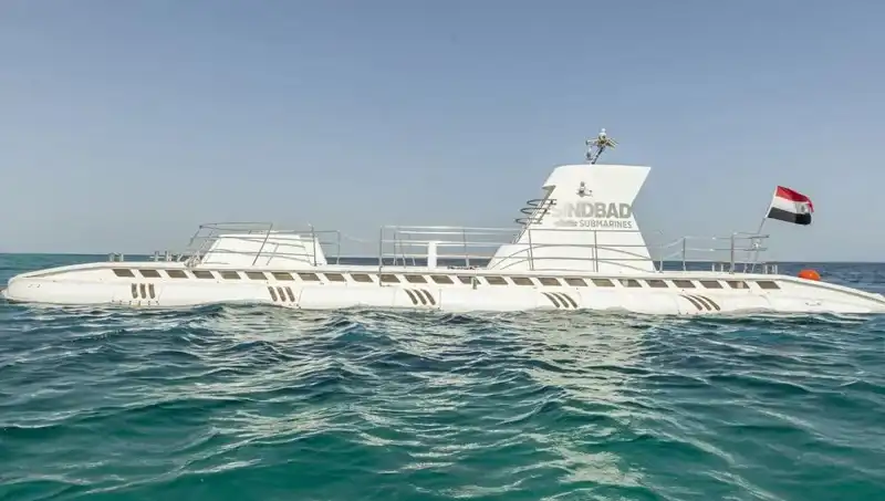 Kızıldeniz'de Turistleri Taşıyan Denizaltı Battı: 44 Kişi Hayatını Kaybetti