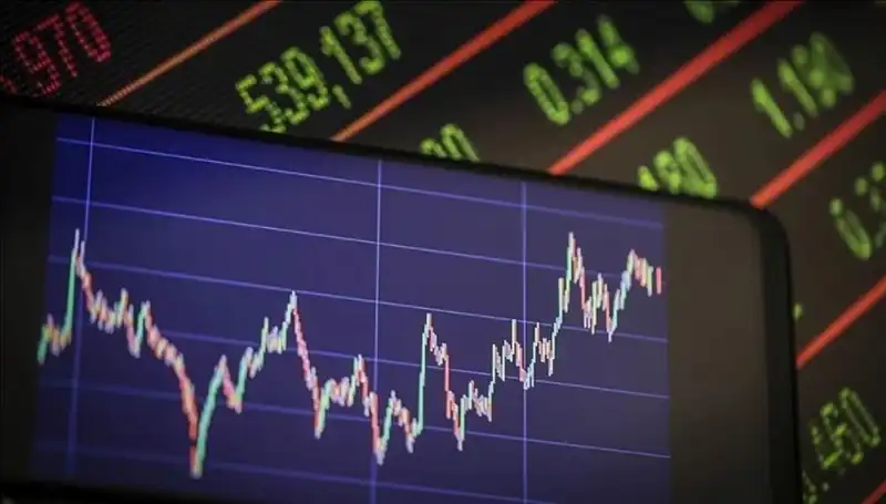 Teknoloji Hisselerine Yatırımcı Akını: Neden Bu Kadar İlgi Var?