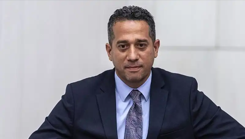 Ali Mahir Başarır: CHP'nin Dinamik İsimlerinden Biri ve Politika Hayatı