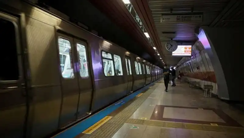 İstanbul'un Kalbinde Yeni Bir Dönem: Taksim ve Şişhane Metro İstasyonları Açıldı